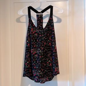 Aqua Women’s Sleeveless Top Size Small